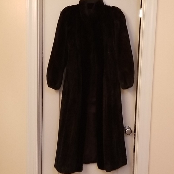 Beautiful Black Diamond Mink Full Length Fur Coat